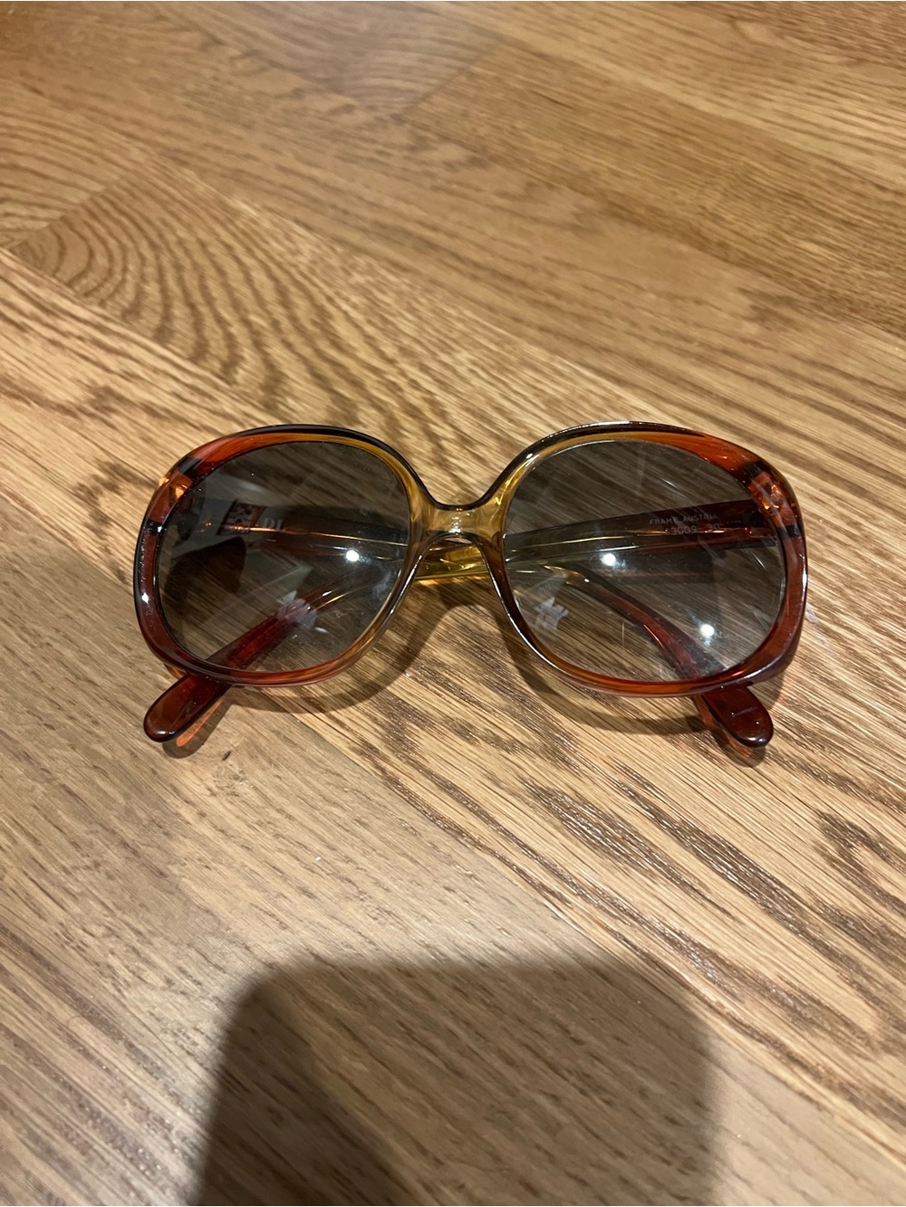 Women’s Oversized Amber Tortoiseshell Sunglasses vintage